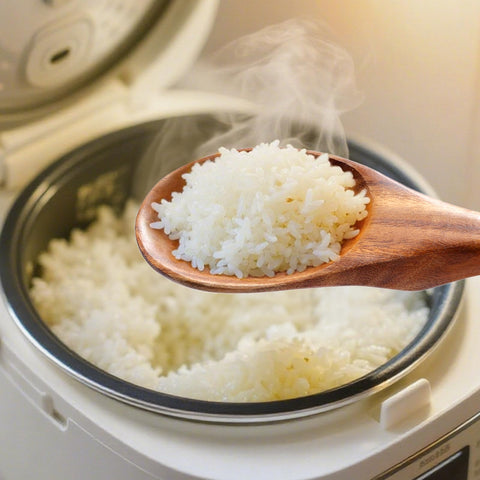 Mooues easy-clean wooden utensil, hang hole for convenient storage.