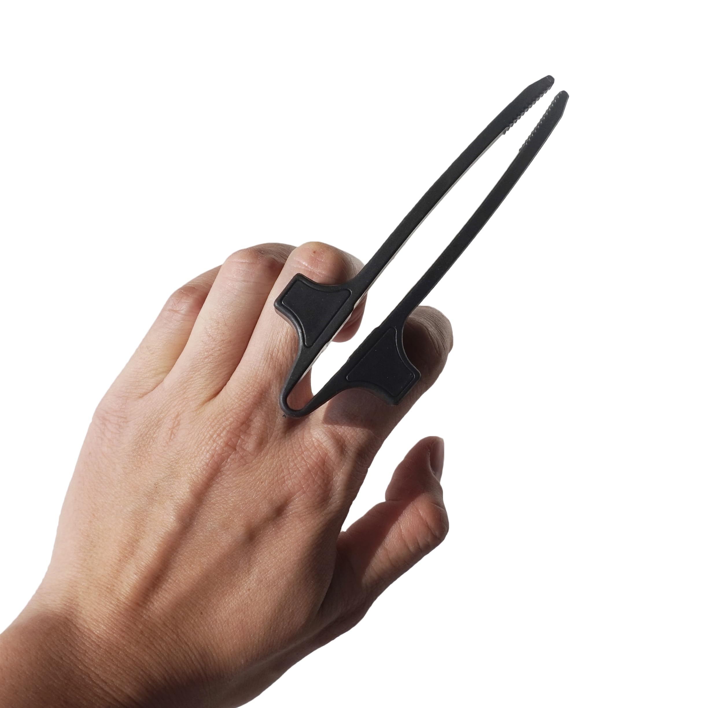Moqing storage case keeps finger chopsticks clean and ready
