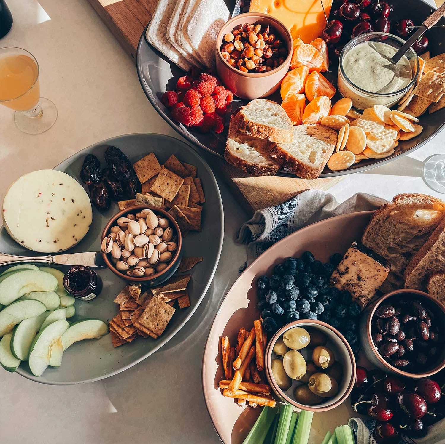 MORA oven-safe bowls ready for oven-to-table, versatile for baked entrées and sides