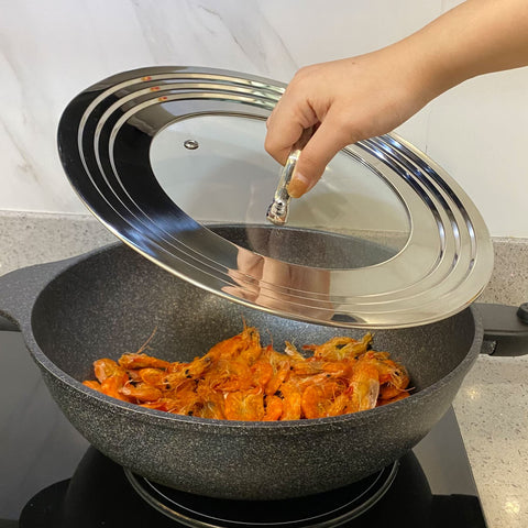 Morikavo space-saving lid design reduces cabinet clutter.