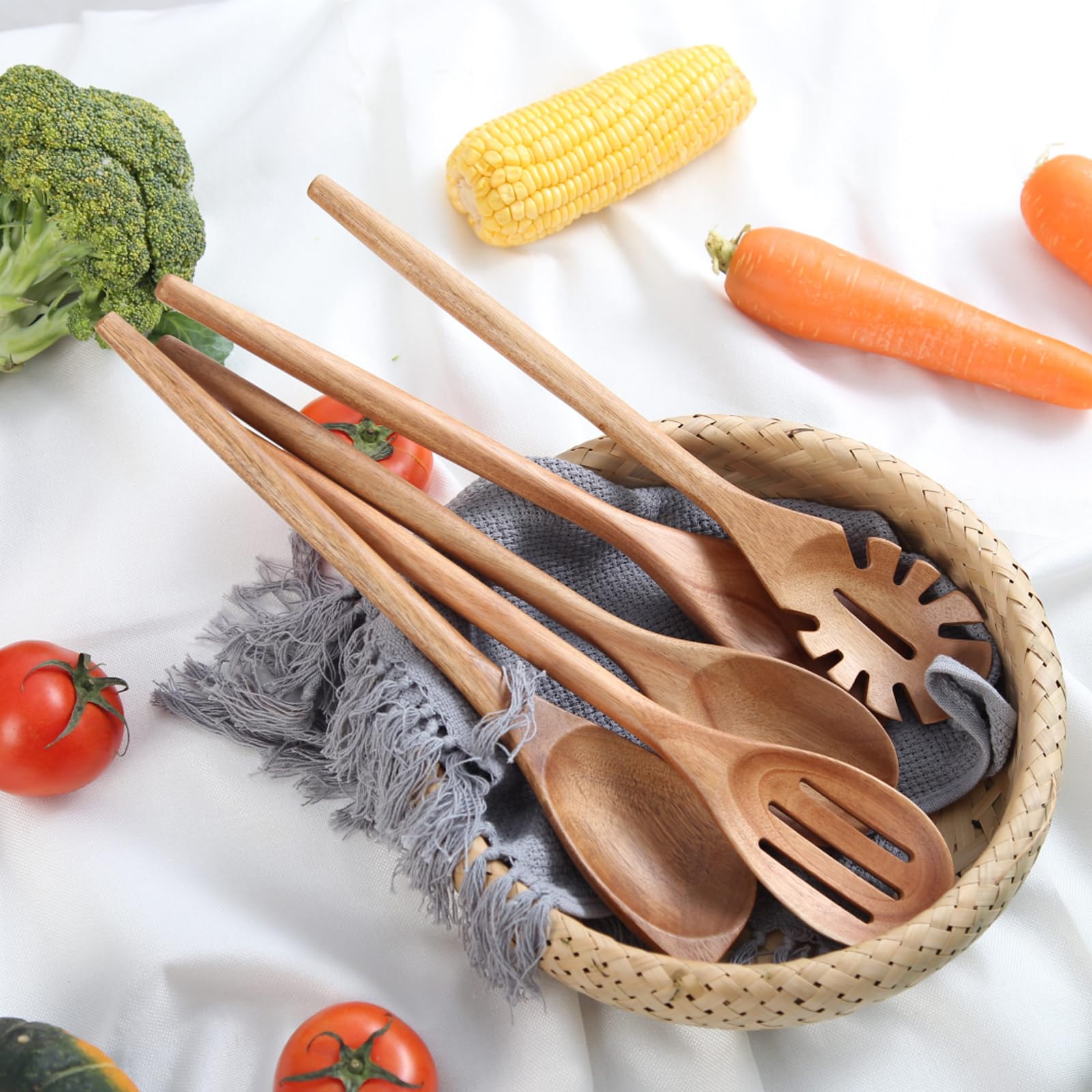 MornHalo classic two-piece wooden utensil set adds style to your kitchen