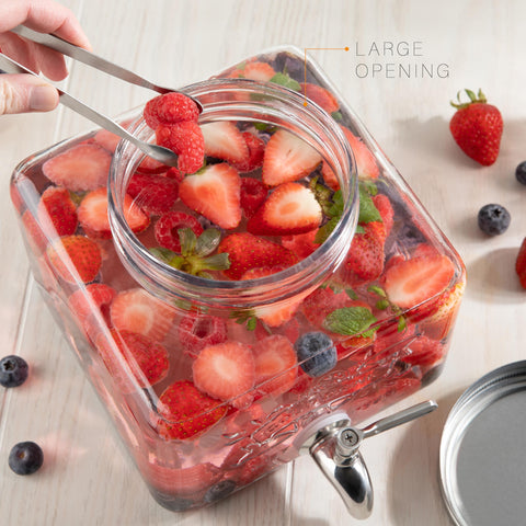 MosJos heavy-duty glass beverage dispenser withstands indoor and outdoor gatherings.