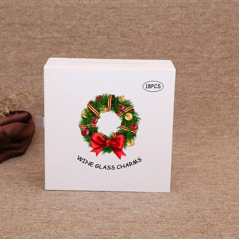 MOSNLEILA wreath charm clearly signals each guest's beverage.
