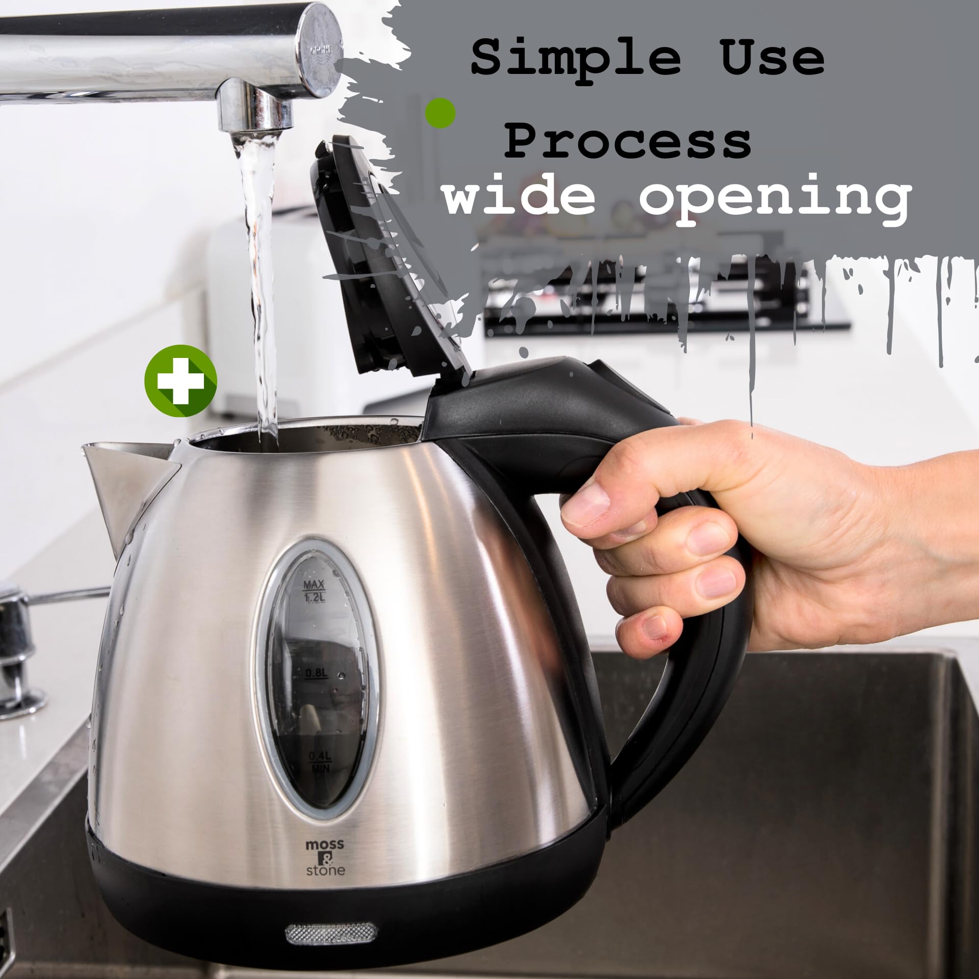 Moss & Stone cool-touch handle kettle enables safe, comfortable pouring.