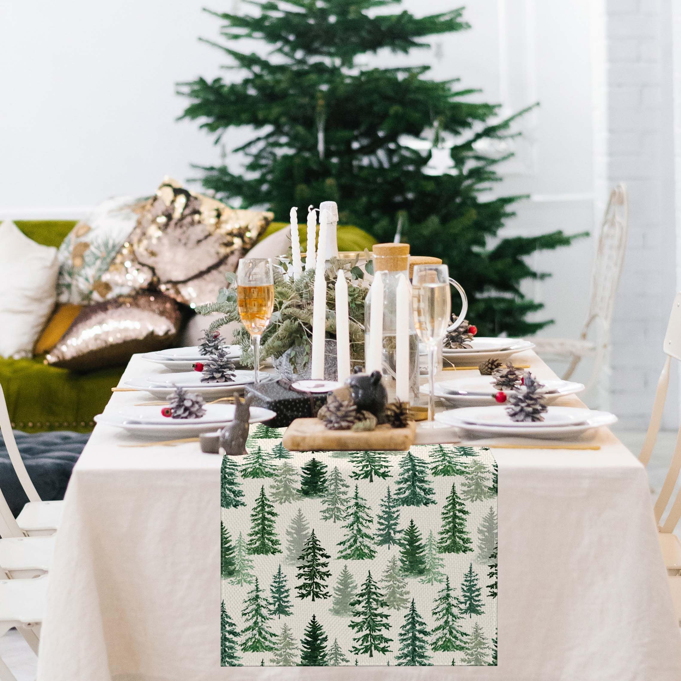 Moutina burlap-feel polyester runner texture adds rustic charm to tables.