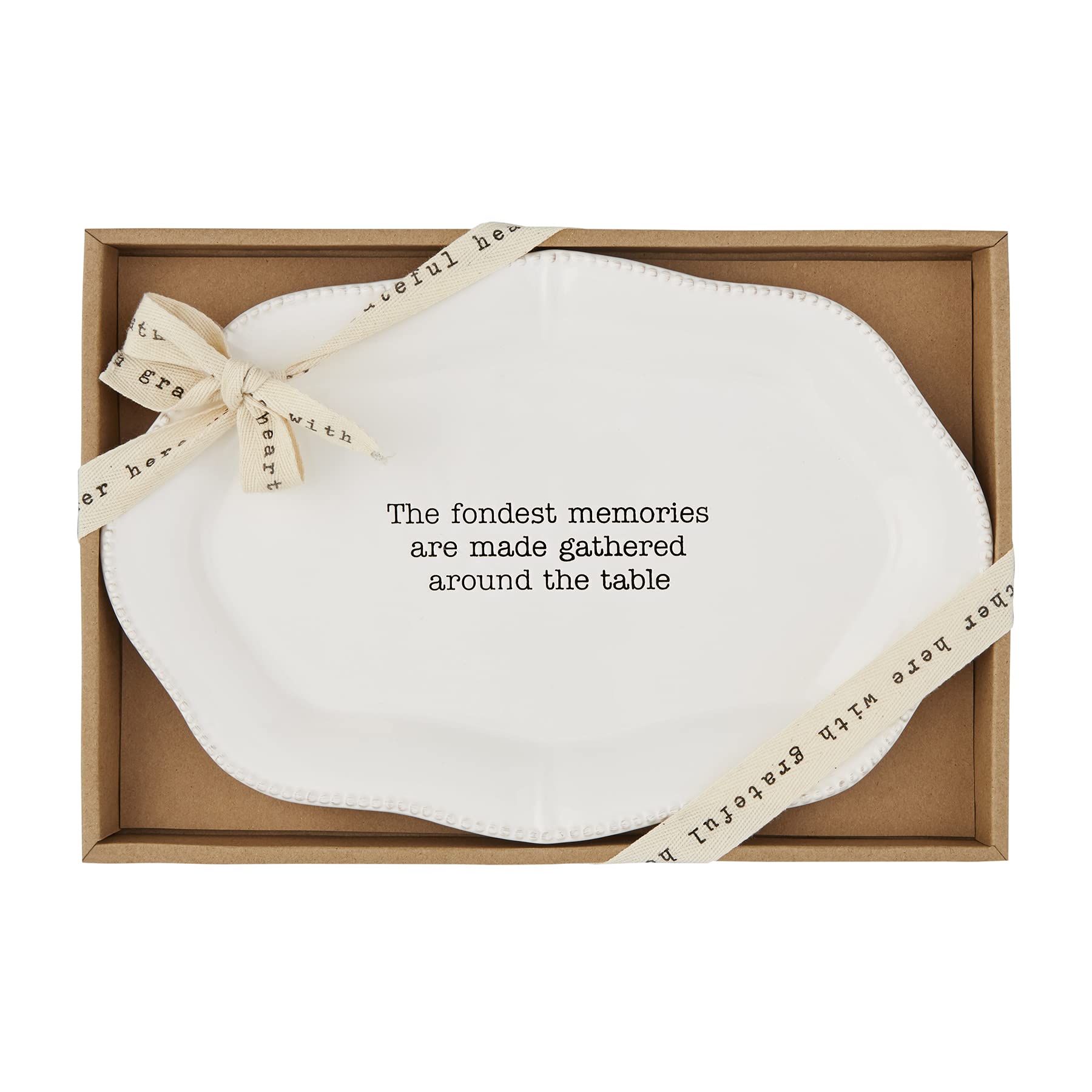 Mud Pie Memories Platter shows a scalloped edge, ideal for elegant appetizers.