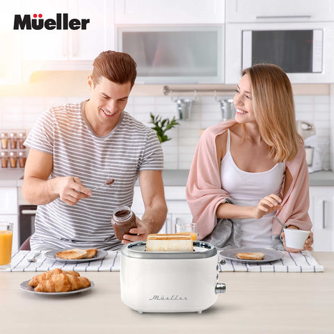 MUELLER HOME Retro Toaster stainless steel finish with retro, durable styling.