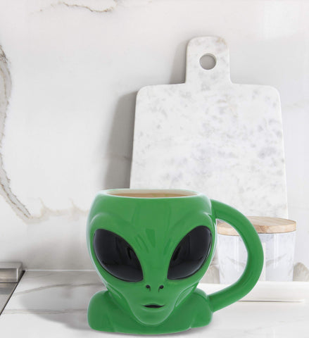 MUGNIV Green Alien mug doubles as desk storage for pens or snacks