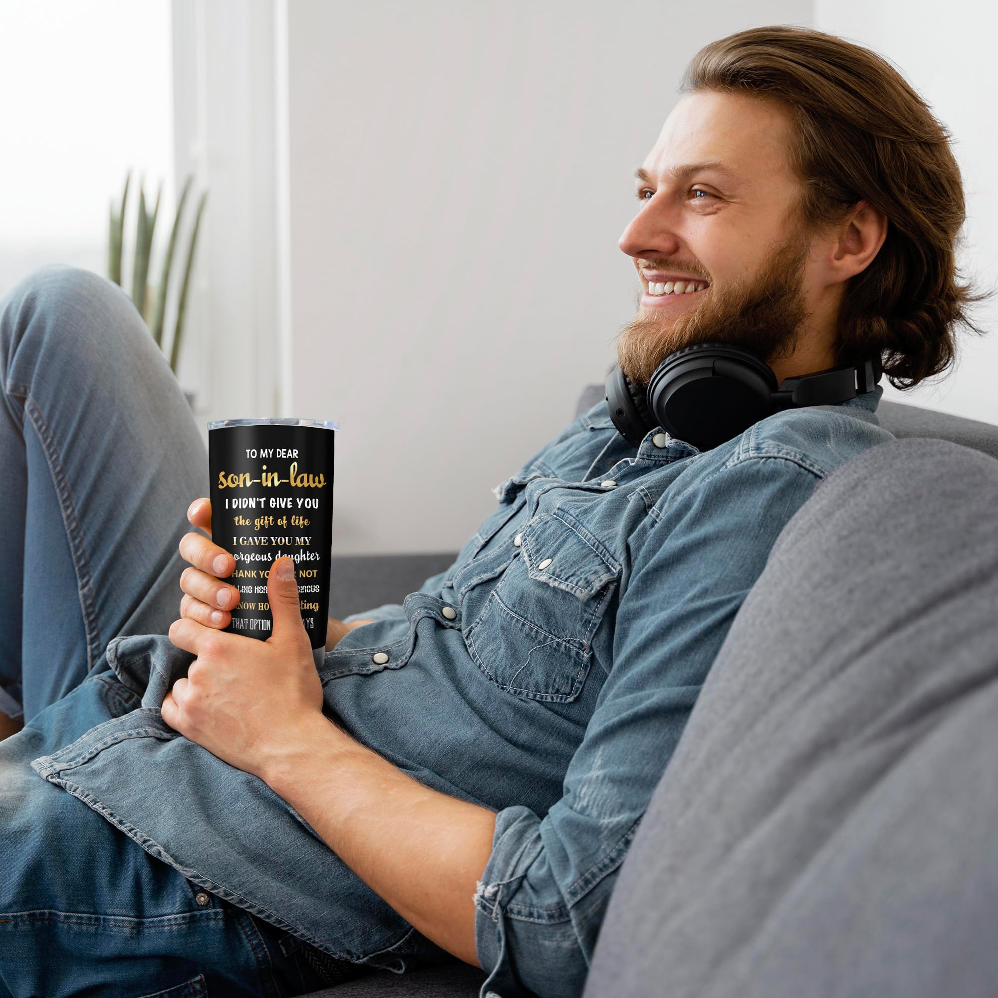 Muilzon Son-in-Law Tumbler 20oz gift-ready packaging encourages gifting on special occasions.