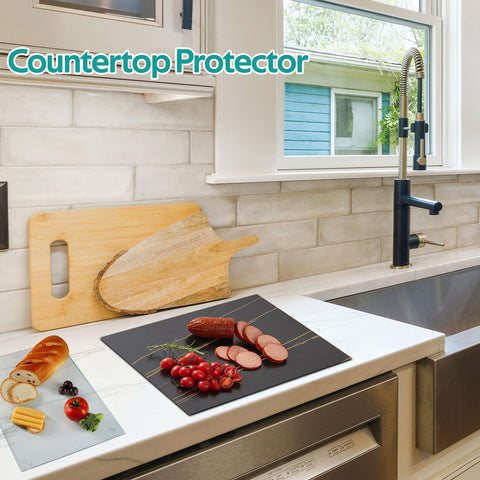 Murrey Home glass cutting board easy to clean and maintain.