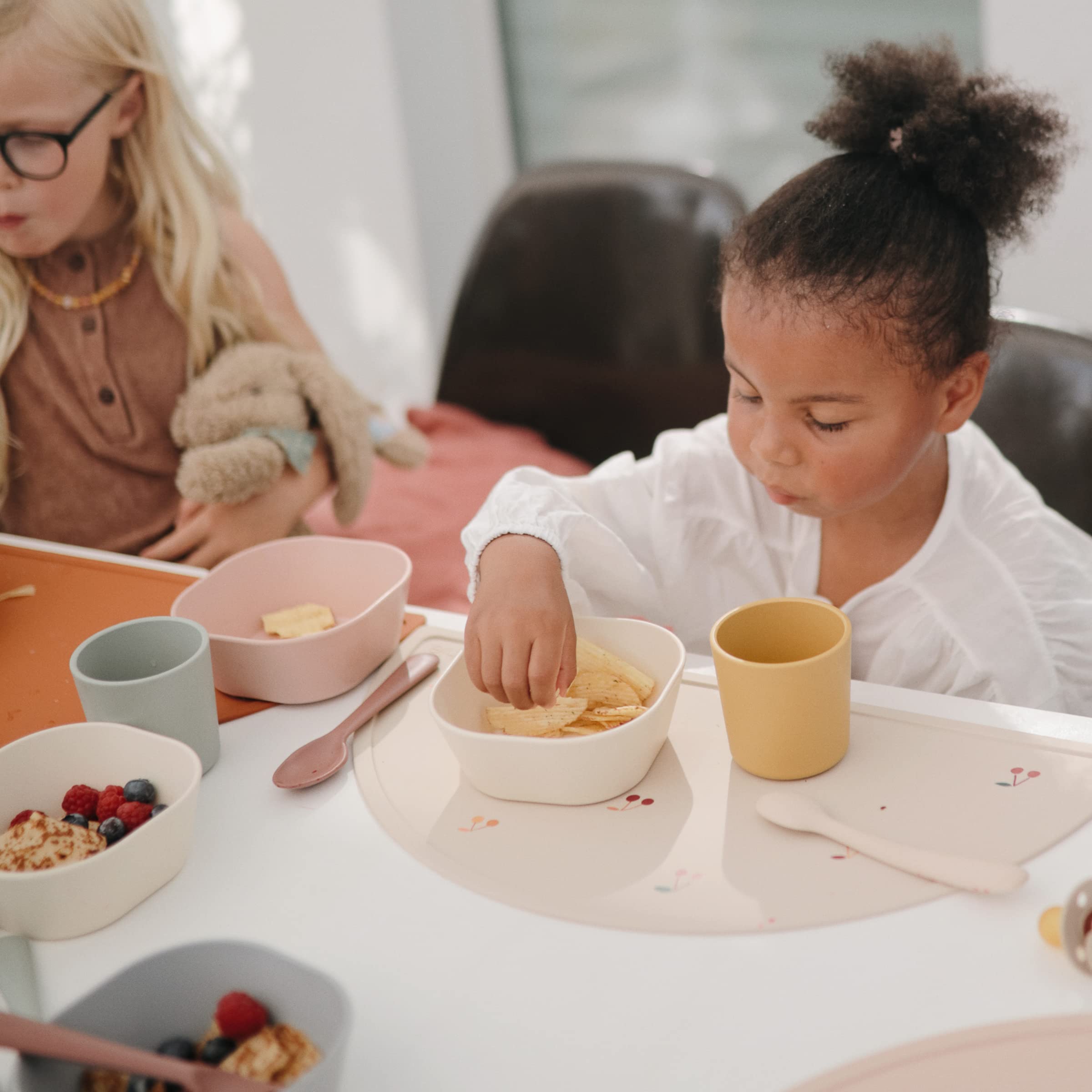 Mushie Ivory bowls are dishwasher- and microwave-safe for quick cleanup.