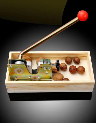 MxTong leverage-based design concentrates pressure without crushing the nut flesh.