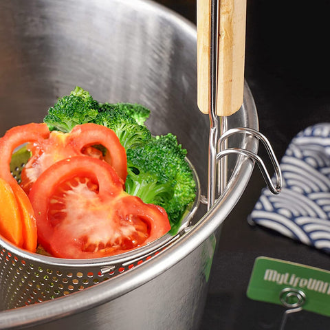 MyLifeUNIT strainer top hook enables easy wall hanging for storage.