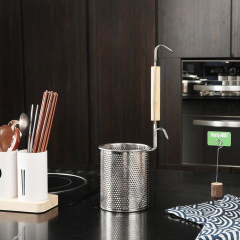 MyLifeUNIT strainer measures 4.5 inches diameter and 6.1 inches deep.