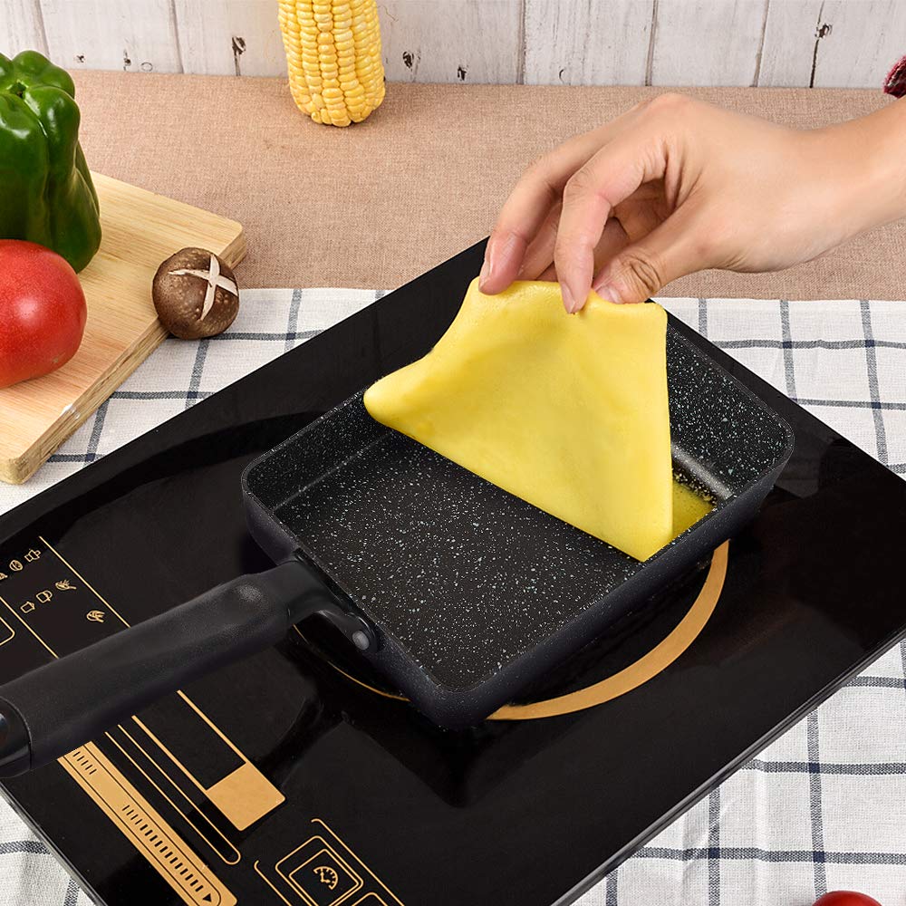 MyLifeUNIT Tamagoyaki Pan base indicating induction compatibility on modern stoves.