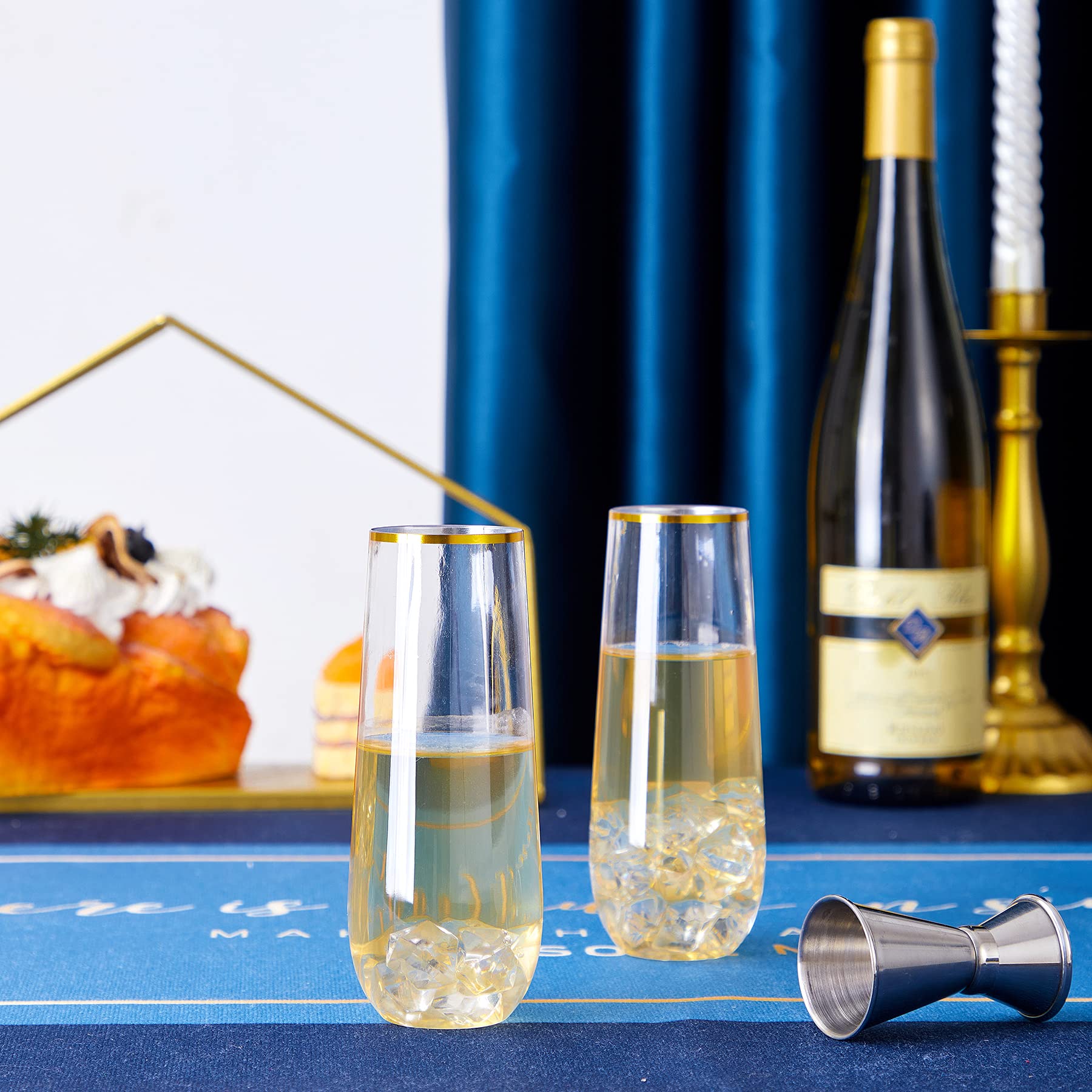N9R 9oz stemless flutes in crystal-clear plastic for celebrations.