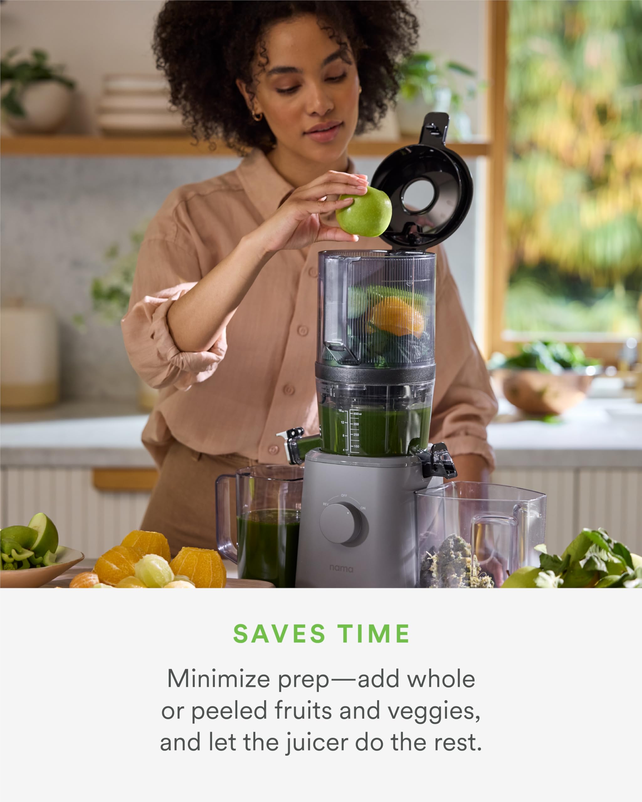 Nama J2 quiet operation at 50 RPM preserves nutrients and flavor.
