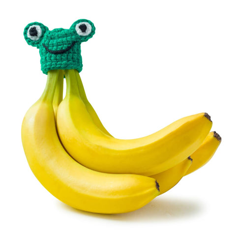 NANA HATS magnetic silicone cap secures the banana crown for easy use.