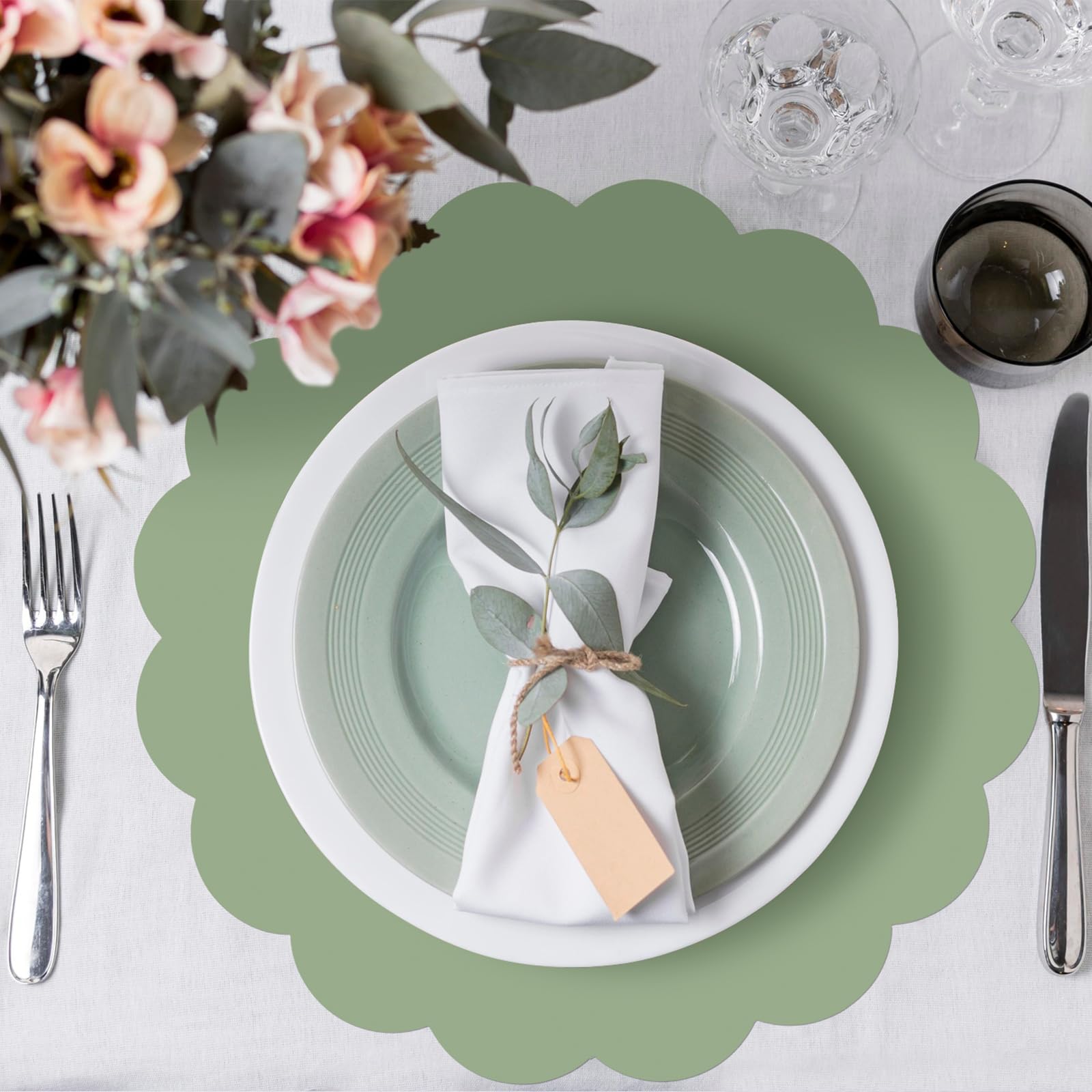 NatNarr rolled-edge design adds decorative flair to any dining setup.