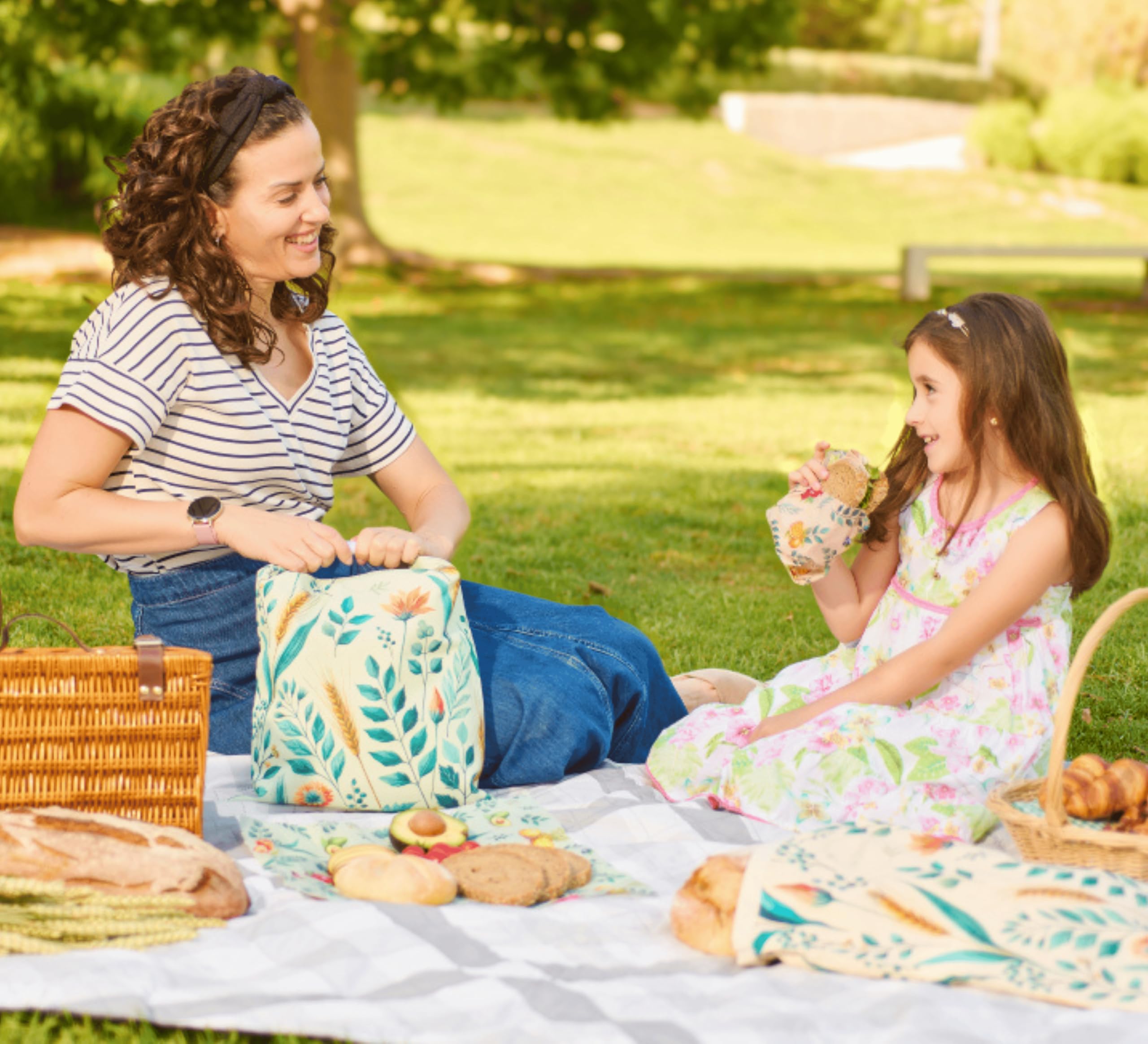 NATURABLE beeswax wrap set for travel and daily kitchen routines