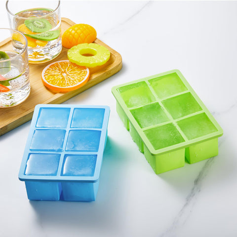 Nax Caki gift-ready ice tray set for whiskey lovers.