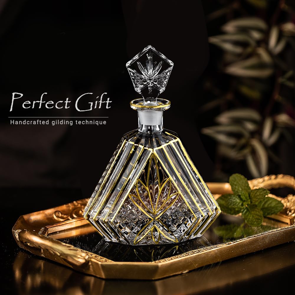 NBNSTHV lead-free glass decanter emphasizes safe, durable drink service.