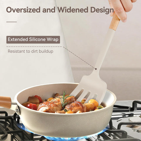 NCUE pasta server designed to lift pasta neatly from boiling water