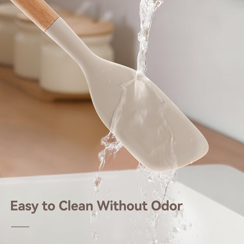 NCUE slotted turner lets you drain liquids while flipping