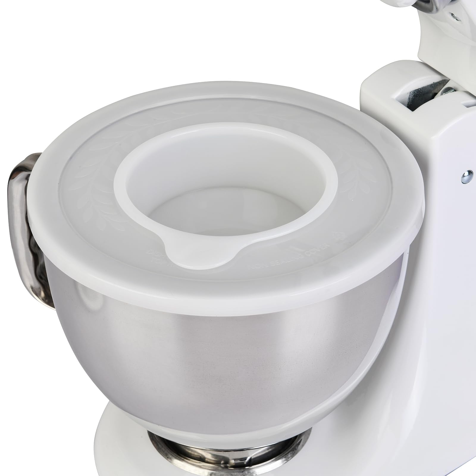 Sturdy Ne-totoro lid suitable for daily mixing use.