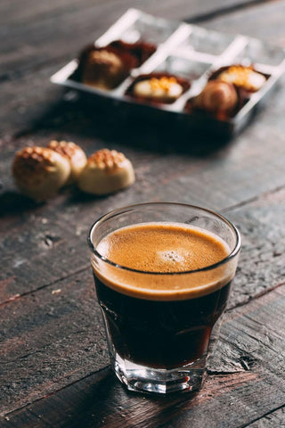 Necessia cortado glasses dishwasher safe for easy cleaning after service.