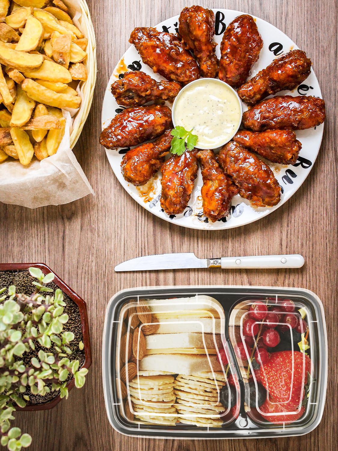 NEEBAKE takeout-ready containers perfect for lunches, snacks, and meals on the move