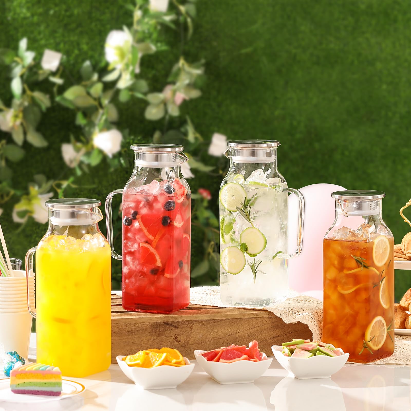 Netany four-pack square-pitcher set makes hosting easy.