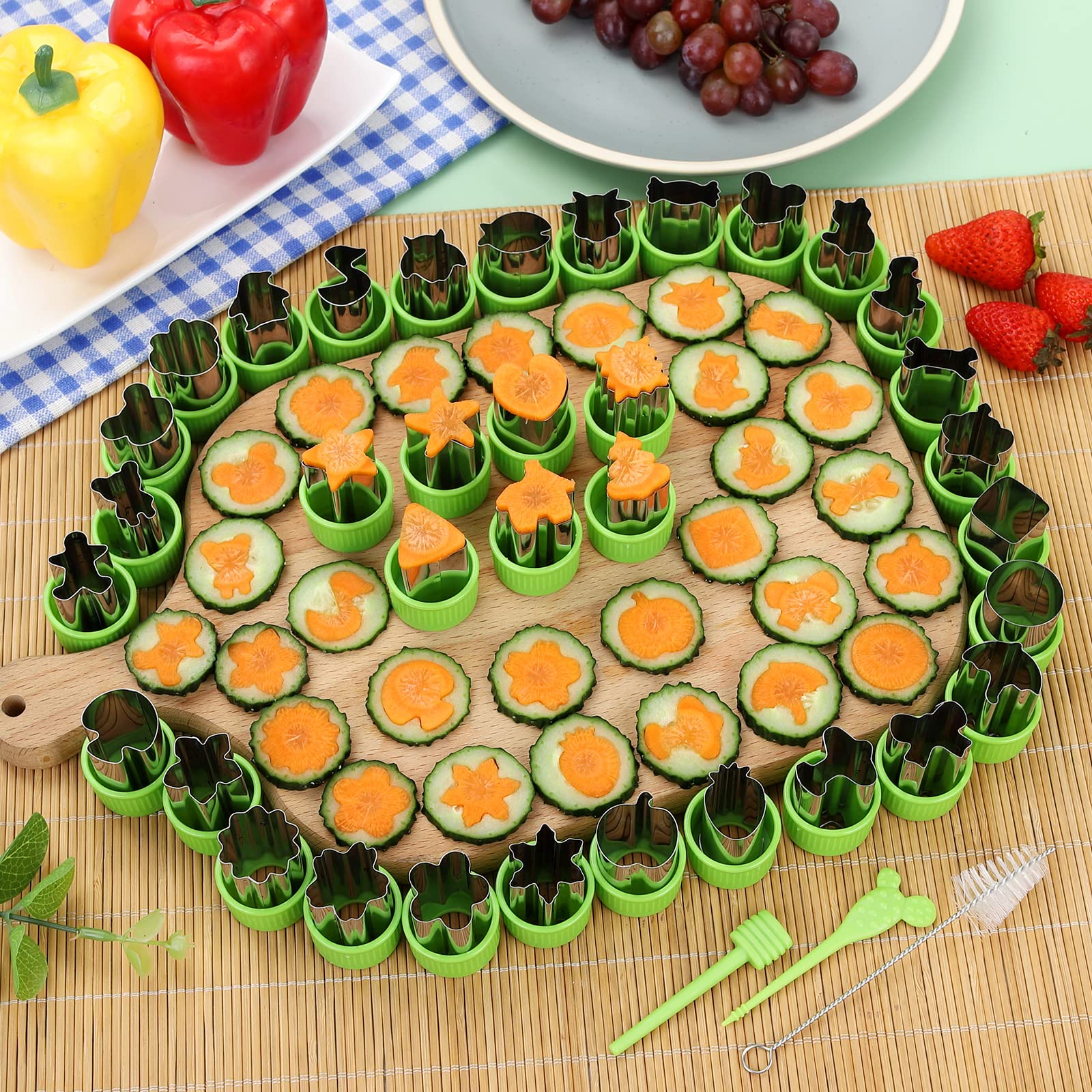 NEW LIVE cookie cutters round shape for versatile cookies and fruit slices