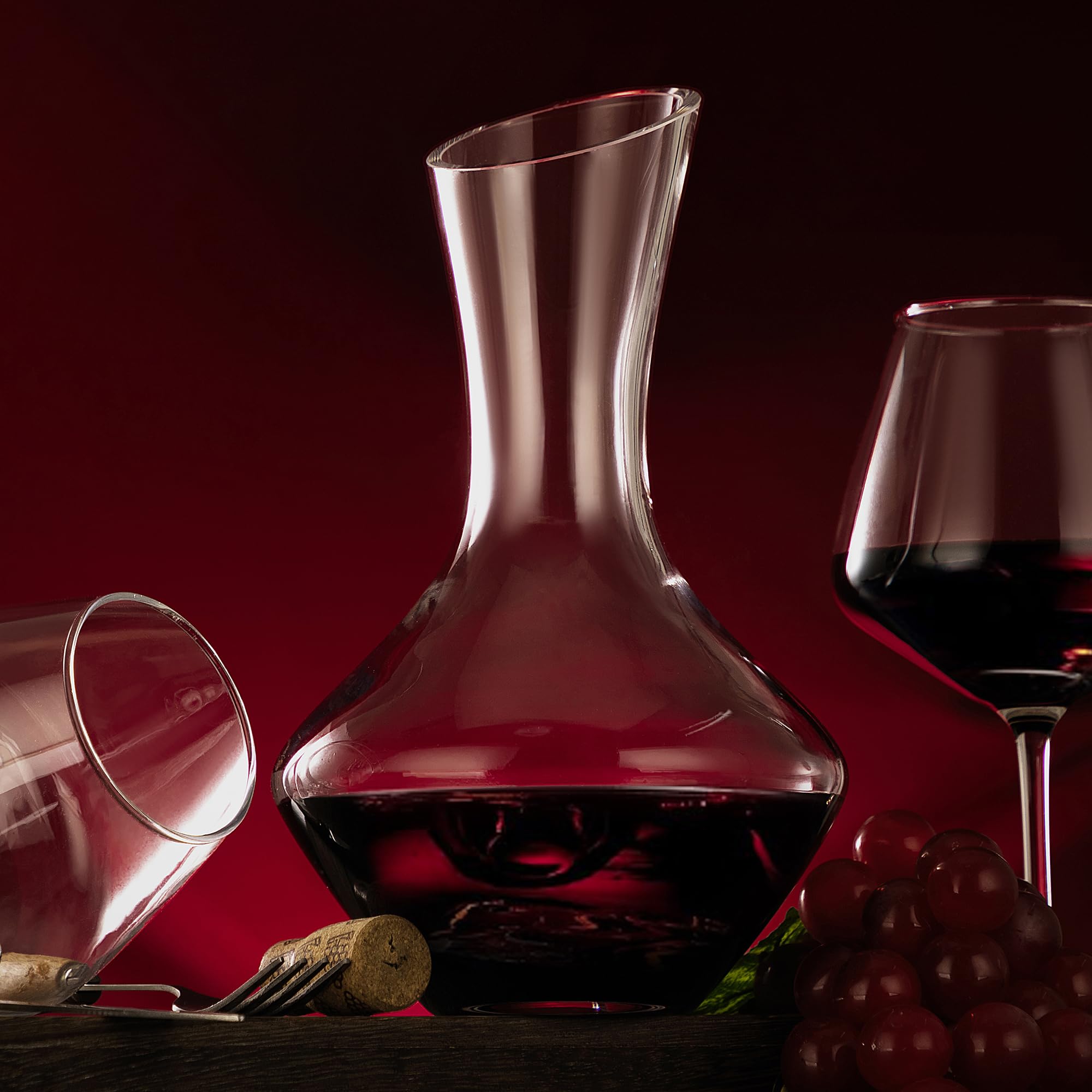 New Pacific Youyah lead-free crystal decanter offers elegant table presentation