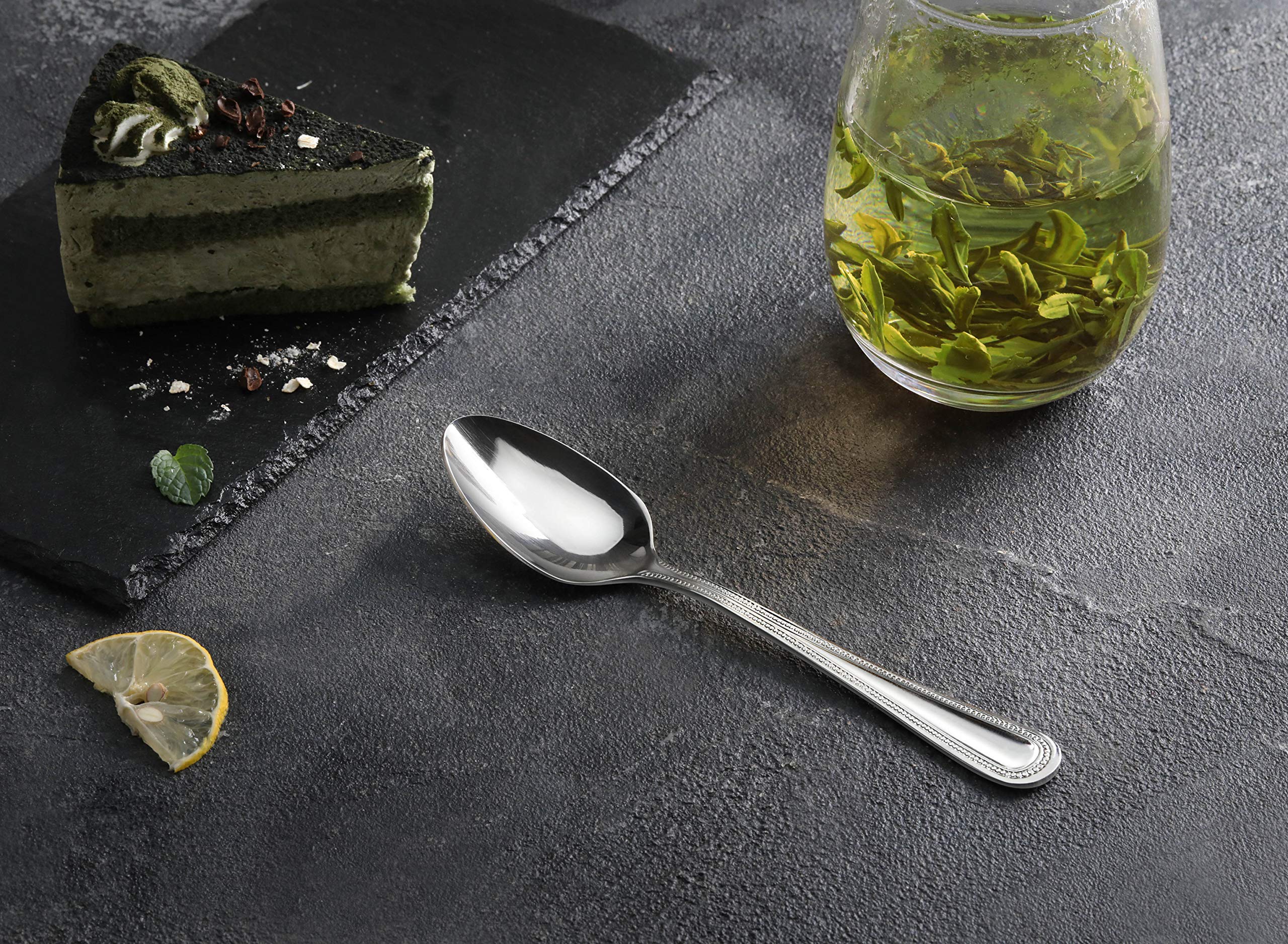 Bead-pattern 8/0 Teaspoon from New Star, shiny finish, easy to clean.