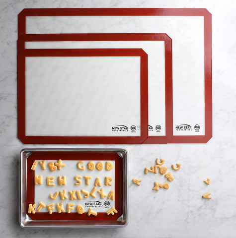 New Star Foodservice silicone liner reduces sticking and improves release quality.