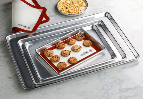 New Star Foodservice pan delivers even browning in European ovens