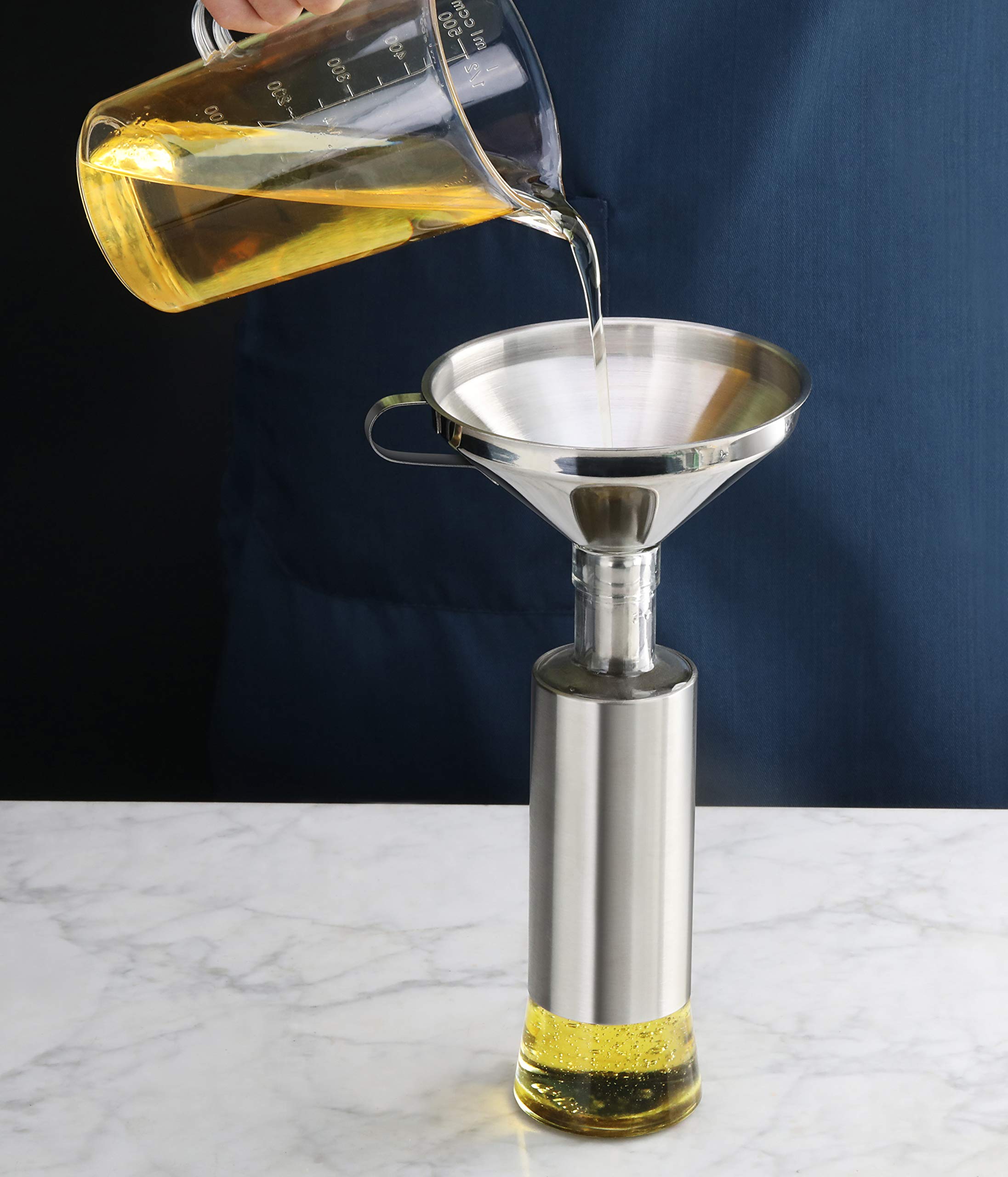 New Star Funnel easy pour design reduces spills and mess during transfers.