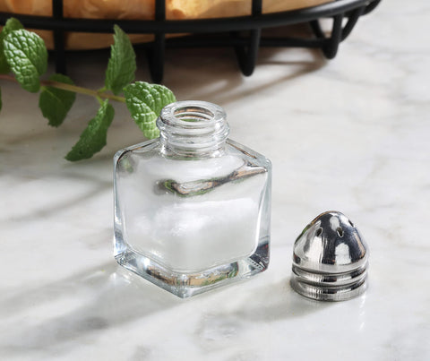 New Star Glass Cube Mini Salt and Pepper Wedding Use with compact design.