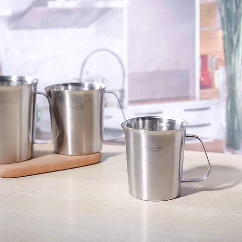 Newness wall-hang storage compatible with closed handle design.