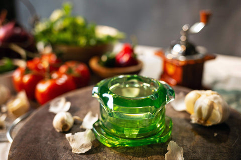 NexTrend clear body reveals contents for quick monitoring while cooking.