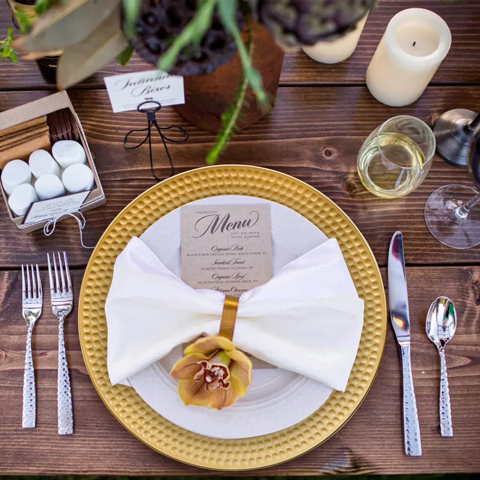 Nicunom charger plates in hotel dining setup for refined service