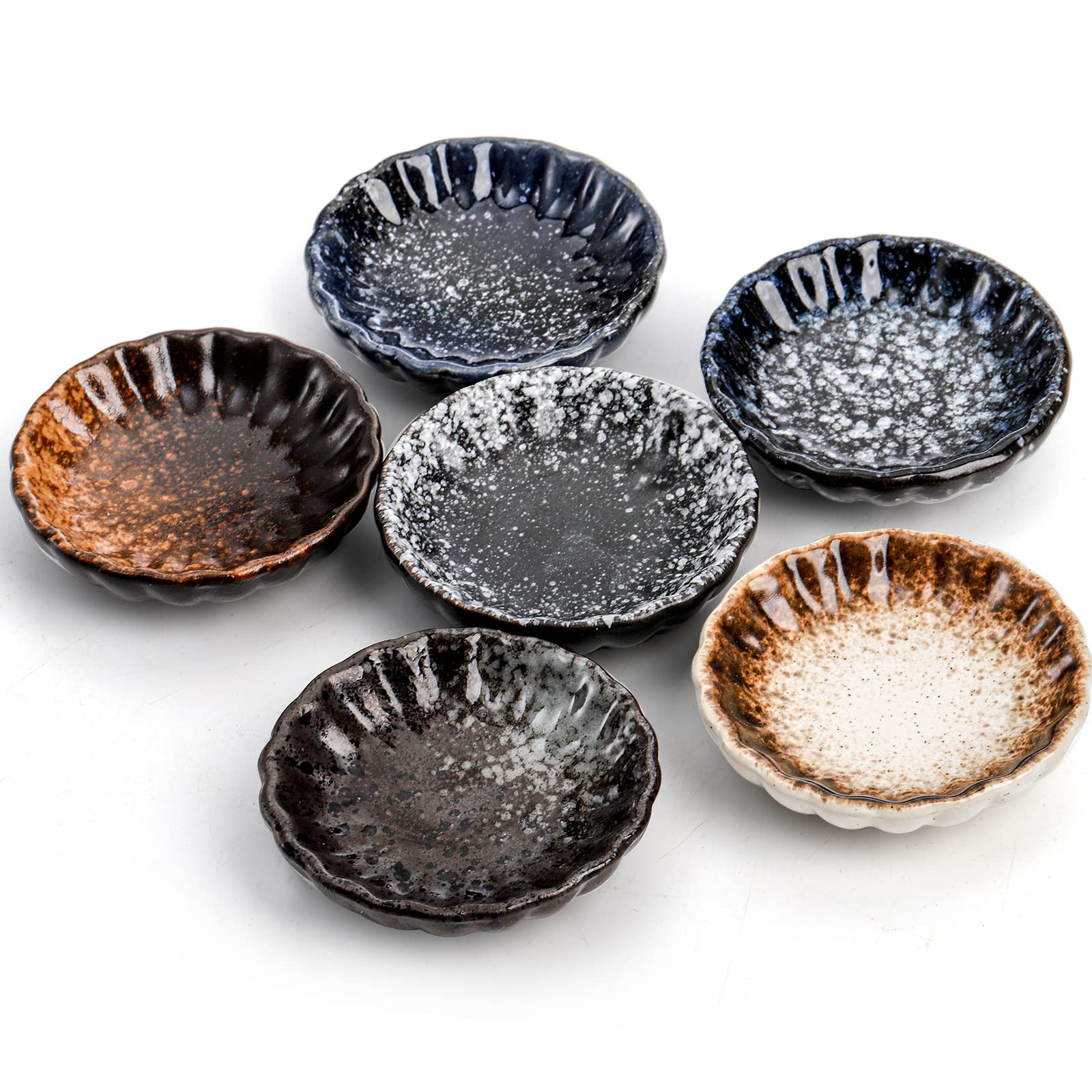 Nicunom retro-pattern dipping bowls add vintage charm to table.