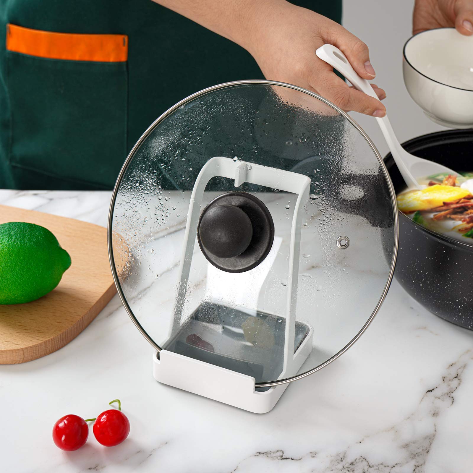 NiHome non-slip pads protect counters during use