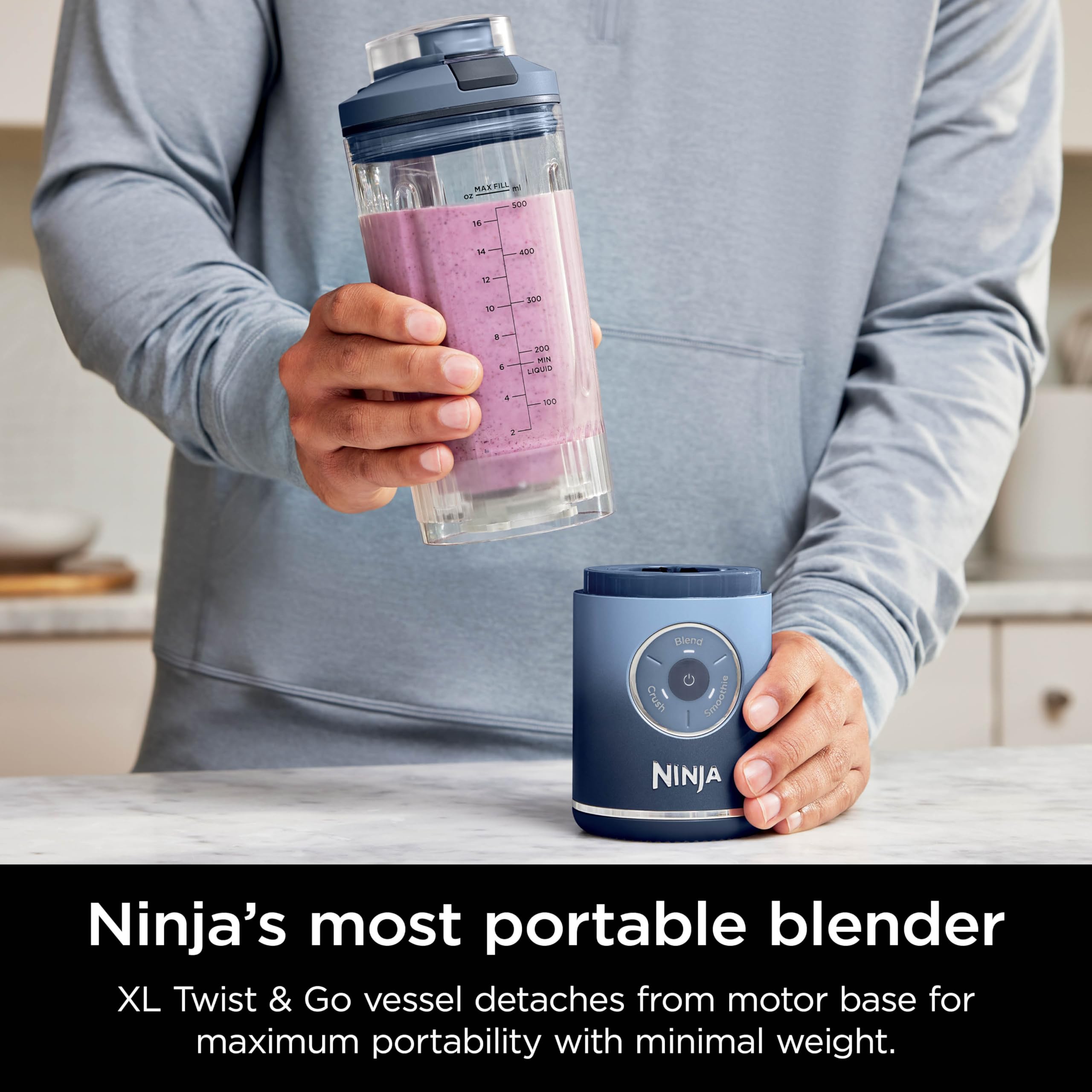 Ninja Blast Max 22oz vessel provides ample on-the-go smoothie capacity.