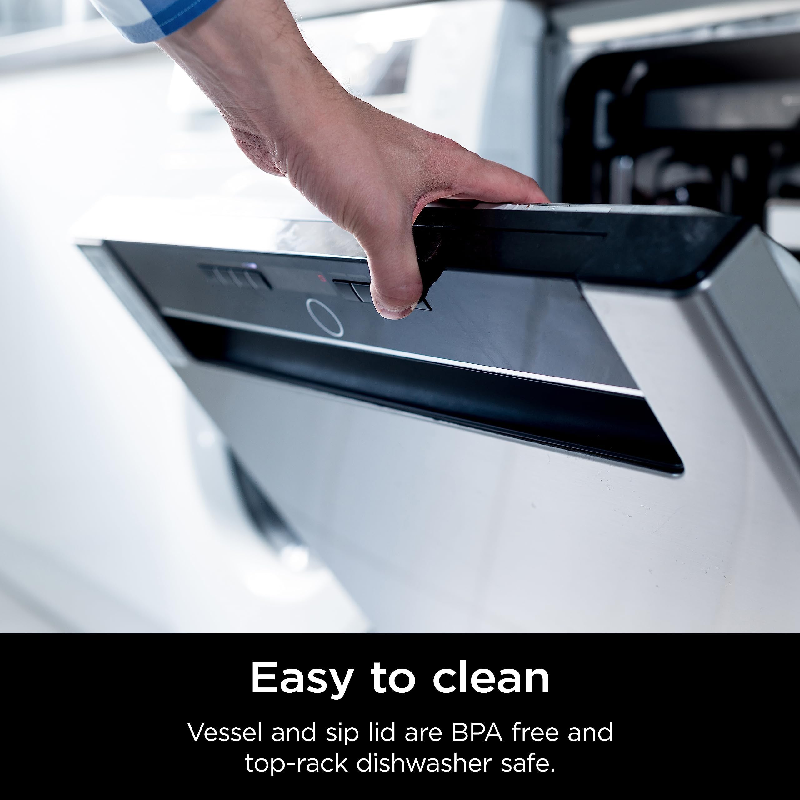 Ninja Blast Max CrushBlade dishwasher-safe for quick cleanup after blends.