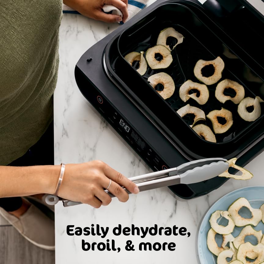 Ninja Foodi Smart XL dehydrating feature enables snack-ready bites.
