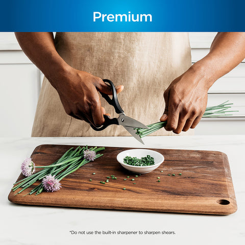 Ninja NeverDull six-piece steak knives set for effortless meat slicing