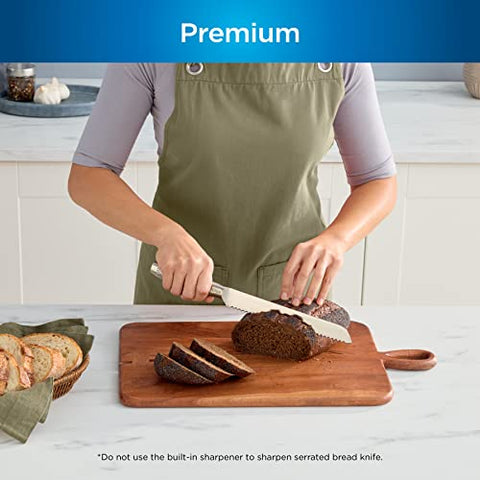 Ninja NeverDull knife block with built-in sharpener blends form and function.