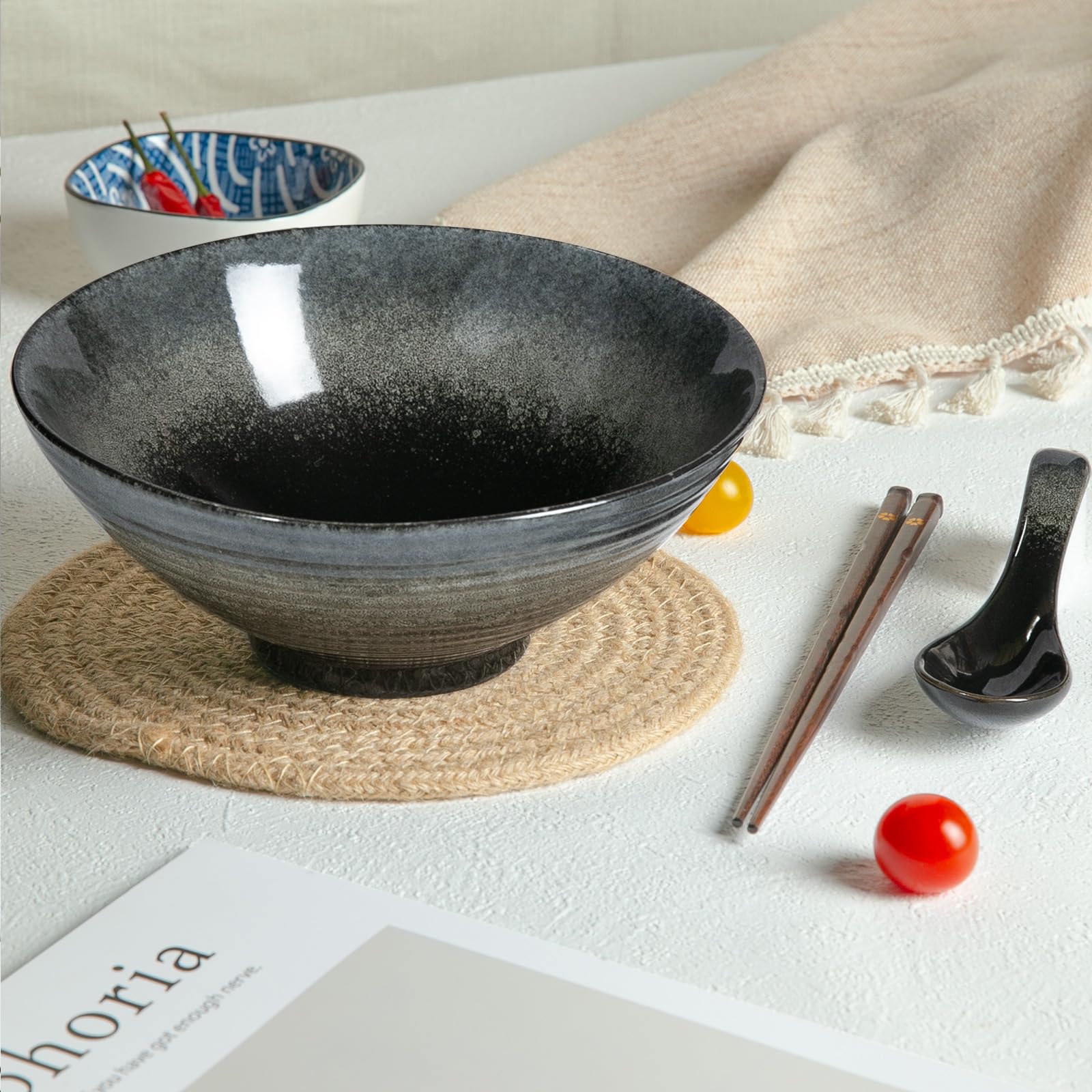 Niturceal ramen bowl retro Japanese style black, adds authentic ambiance